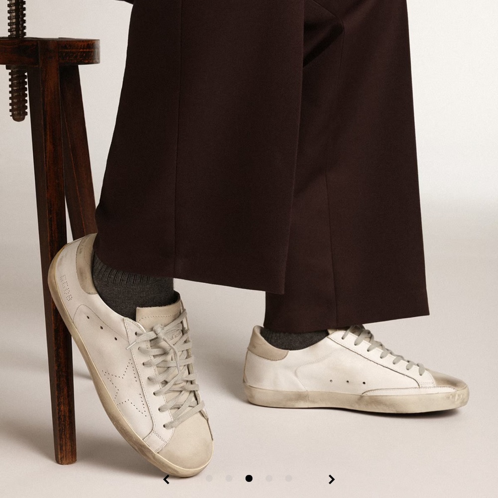 Women’s golden goose super star sneaker - Picture 2 of 7